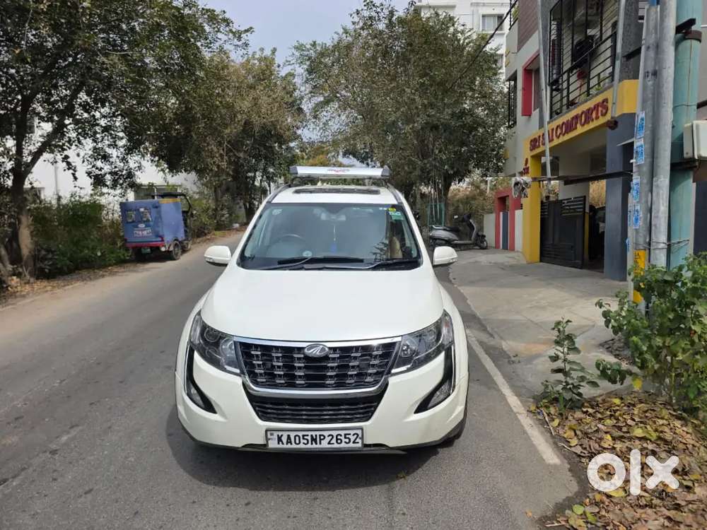 Mahindra Xuv500 W11 Optional Fully Top End Car 2nd Owner