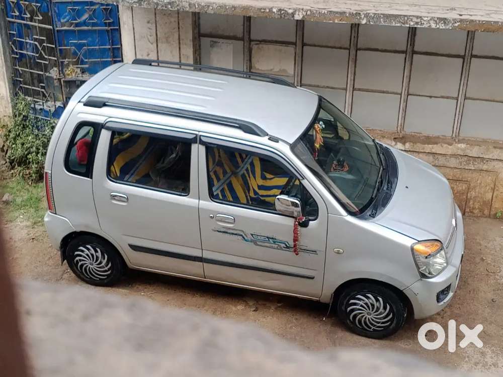 Wagon R Silver Colour Car In Good Condition