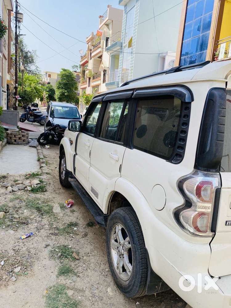 Mahindra Scorpio Classic 2016