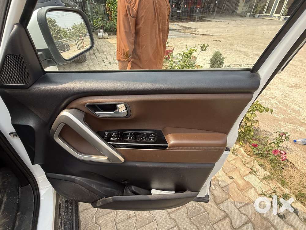 Mahindra Scorpio N Z8 Diesel At 2wd 7 Str, 2023, Diesel