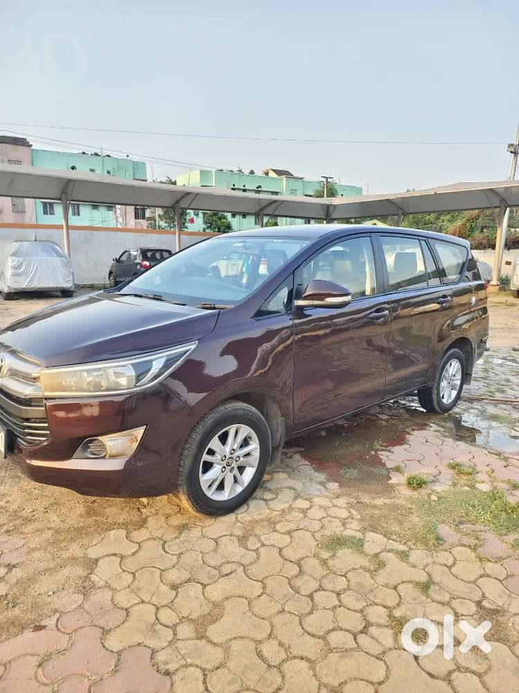 Toyota Innova Crysta, Gx Manual, 8 Seater.