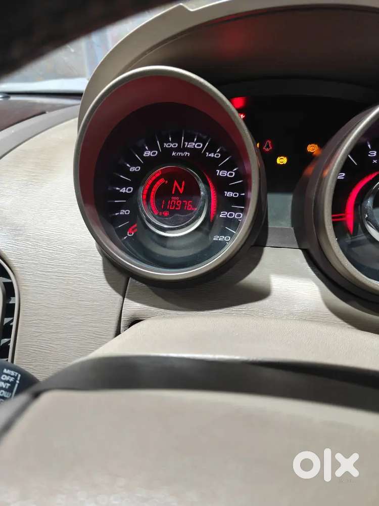Mahindra Xuv500 2013 Diesel Well Maintained