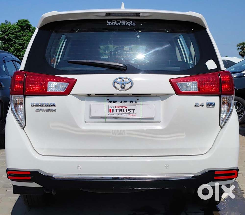 Toyota Innova Crysta 2.4 V 8 Str, 2017, Diesel
