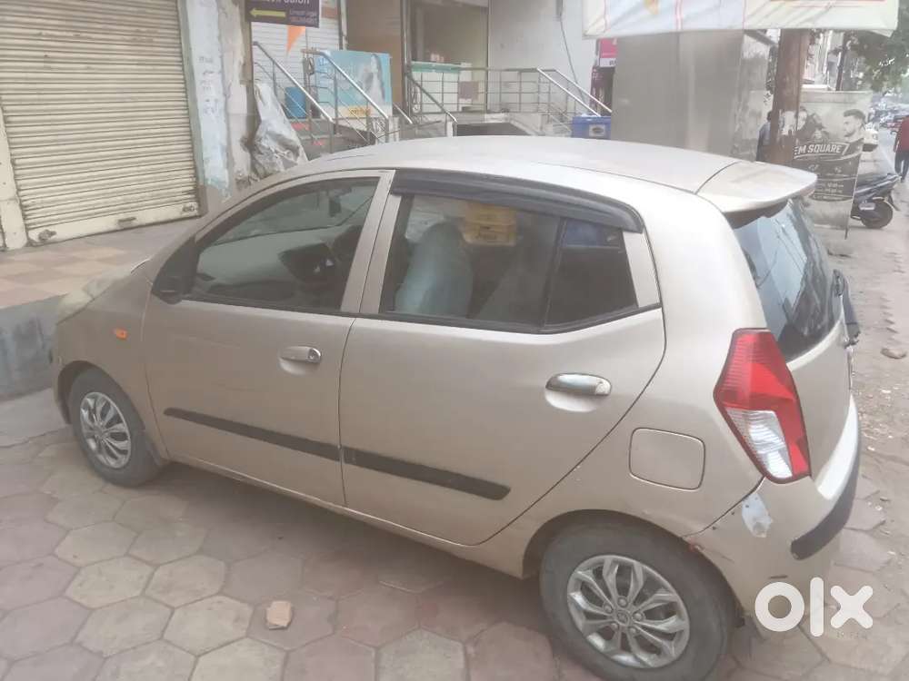 Hyundai I10 Sportz 2012 Car