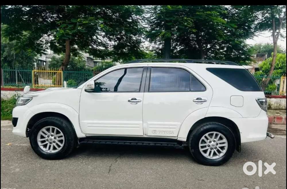 Toyota Fortuner 2011 Diesel