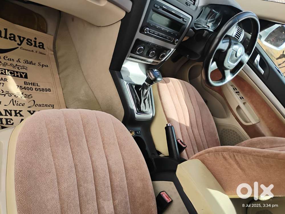 Skoda Laura 1.9 Tdi At Elegance, 2010, Diesel