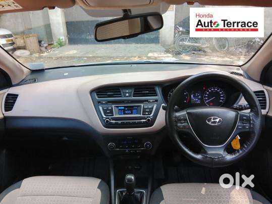 Hyundai I20 Sportz Petrol, 2016, Petrol