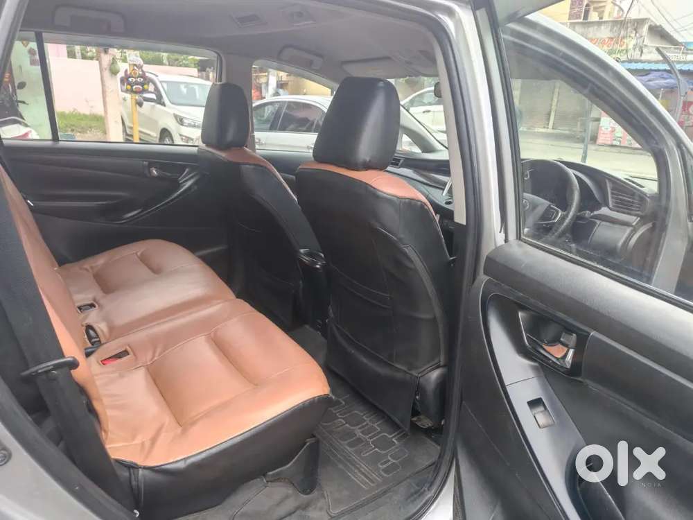 Toyota Innova Crysta G 8 2019