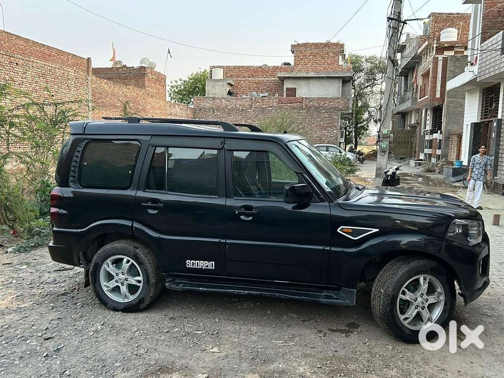 2017 Mahindra Diesel Car