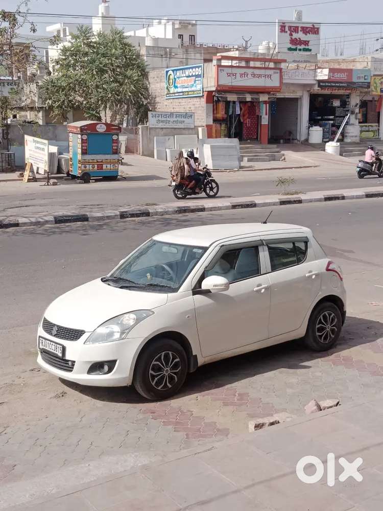 Maruti Suzuki Baleno 2015 Petrol 93221 Km Driven