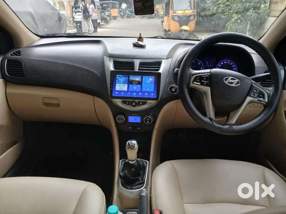 Hyundai Verna Diesel 2012 ( Top End )