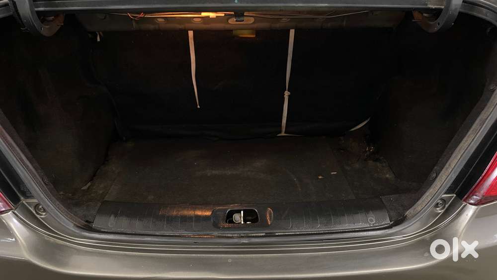 Maruti Suzuki Swift Dzire 1.2 Lxi (o), 2015, Petrol