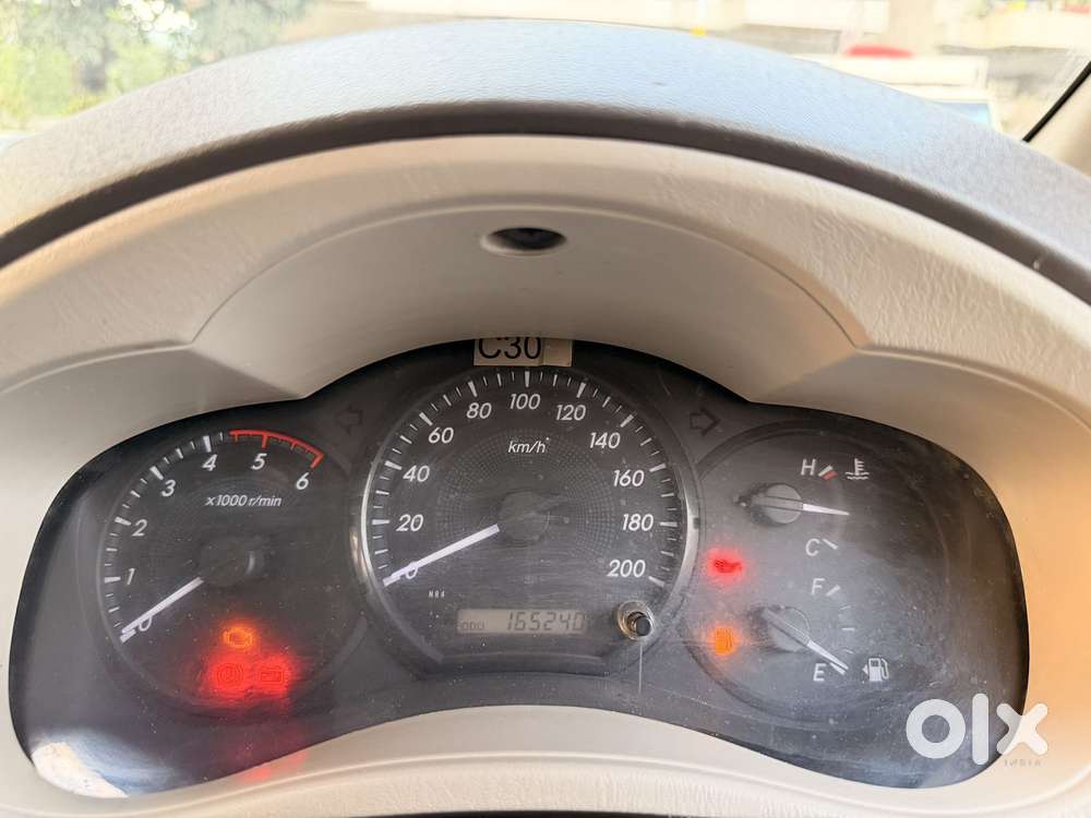 Toyota Innova 2.5 G (diesel) 8 Seater, 2014, Diesel