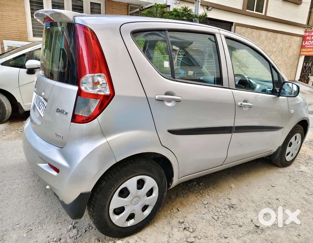 Maruti Suzuki Ritz Vxi, 2013, Petrol