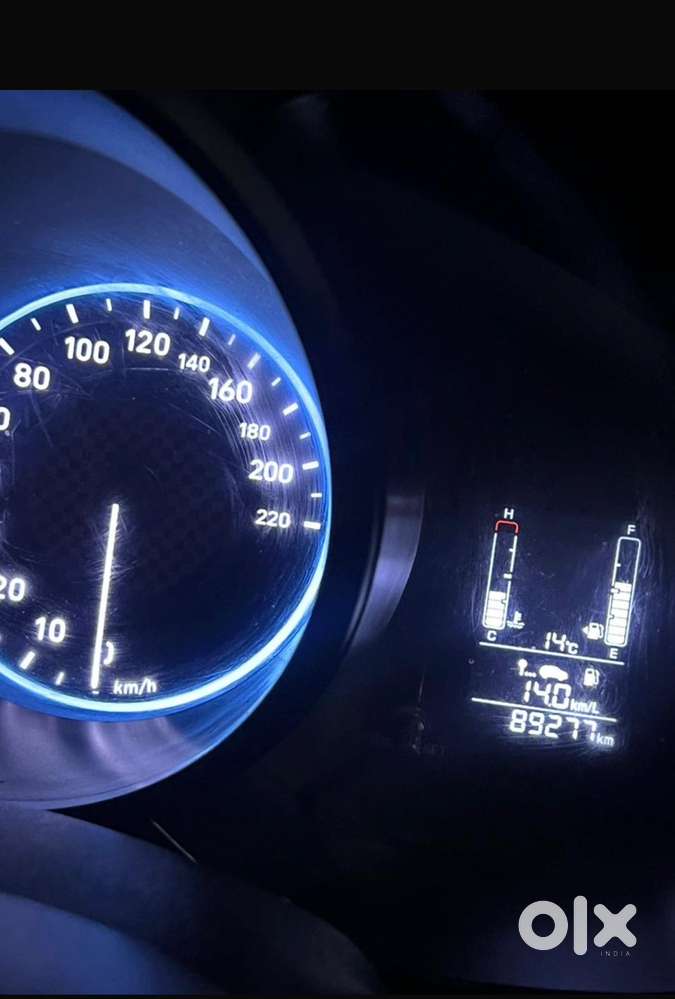 Hyundai Venue 2022 Petrol Well Maintained Complete Service Record