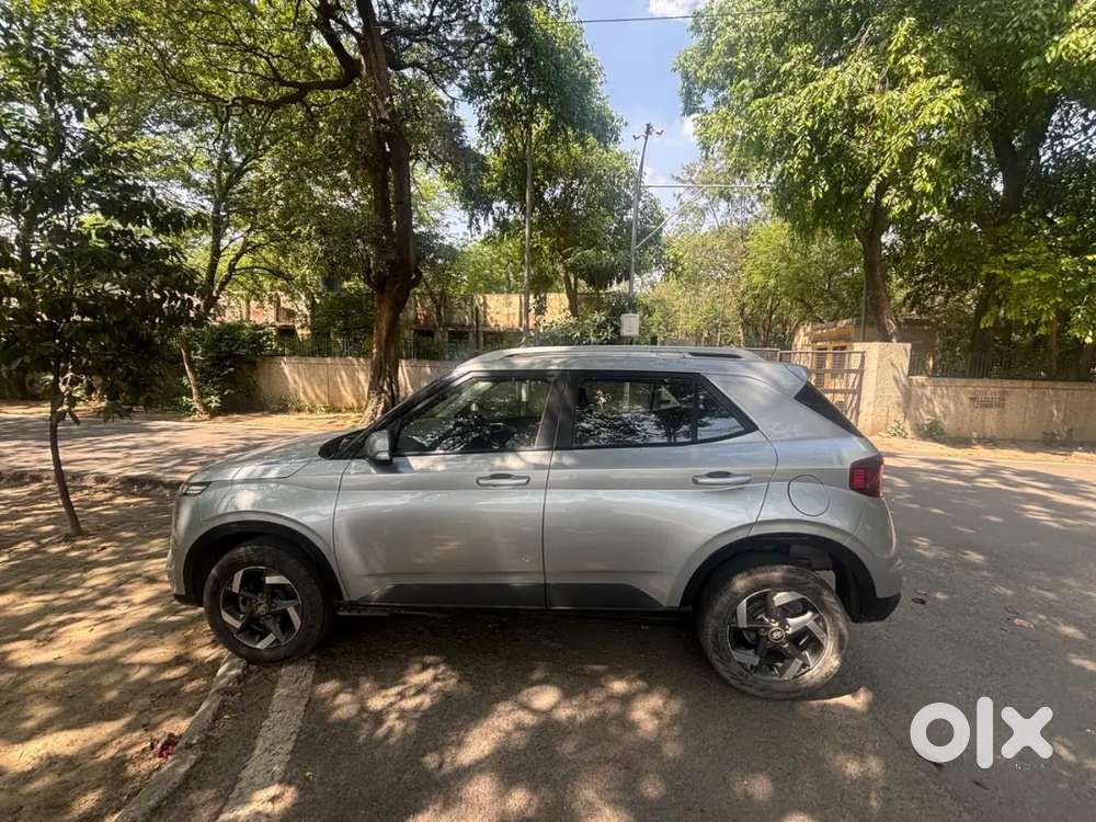 Hyundai Venue 2020 Petrol 48000 Km Driven