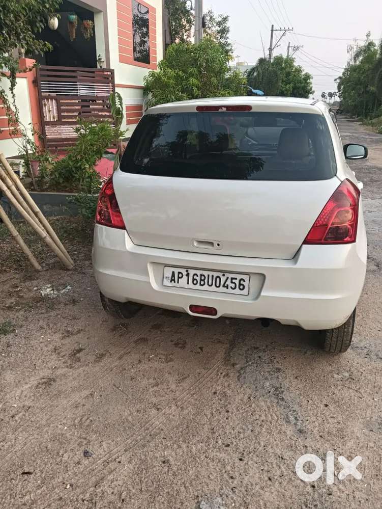 Maruti Suzuki Swift 2010