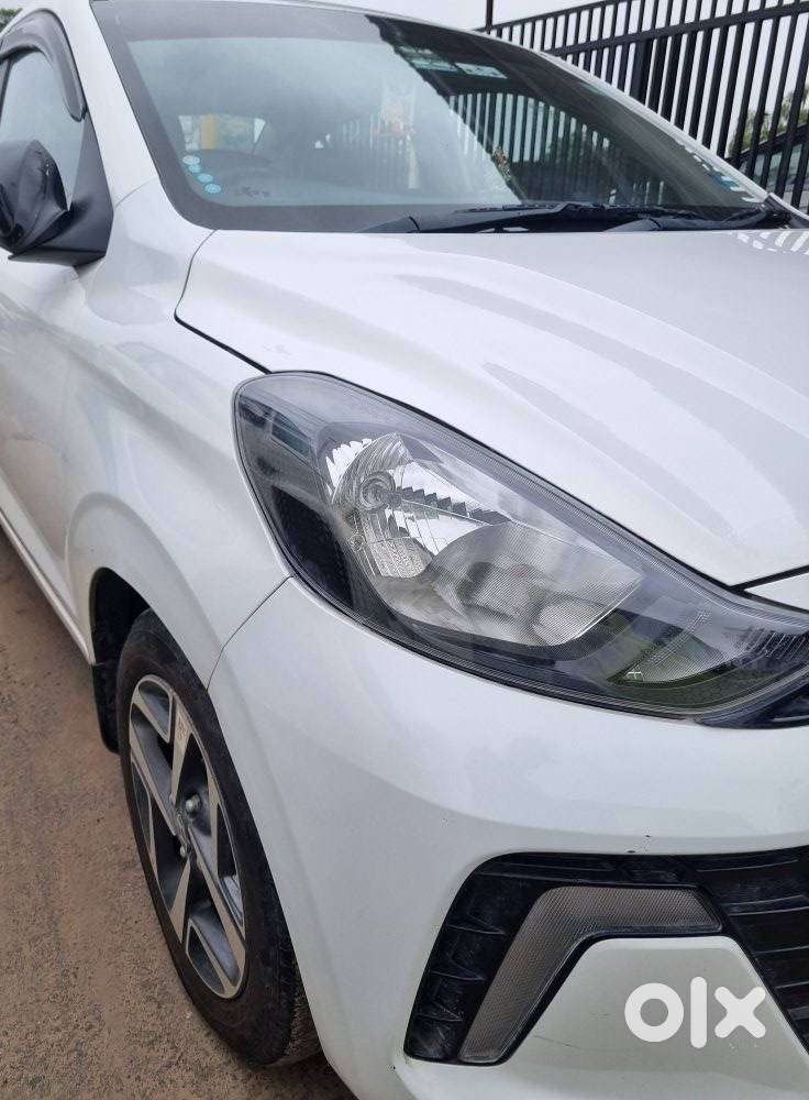Hyundai Aura 1.2 Sx Cng, 2025, Cng & Hybrids