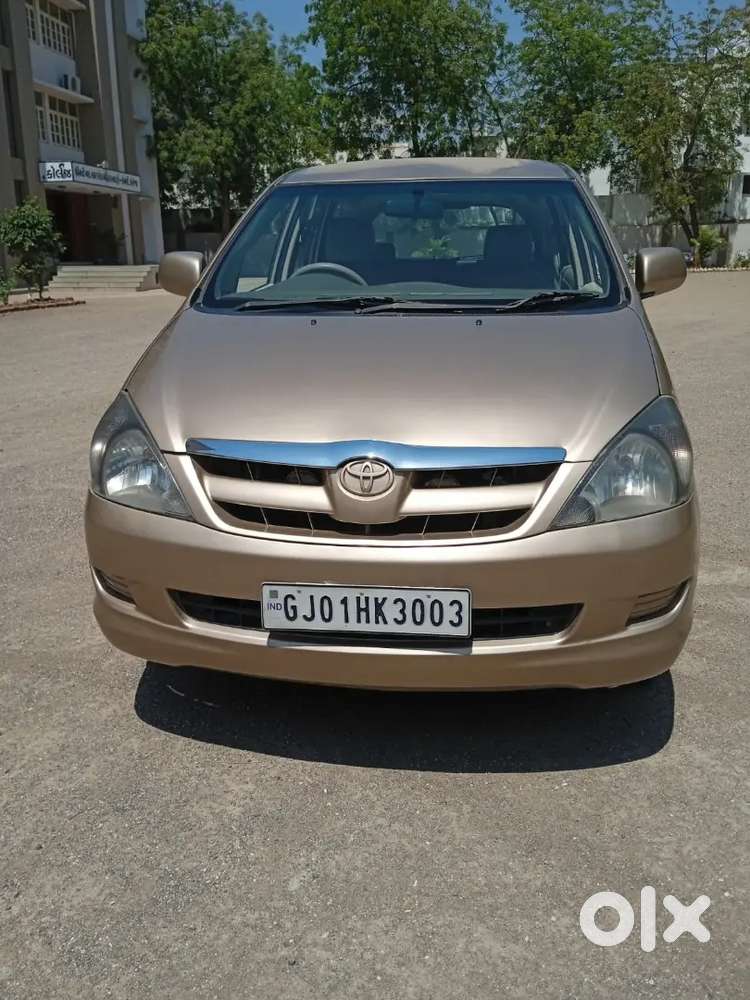 Toyota Innova 2005 Petrol 127110 Km Driven