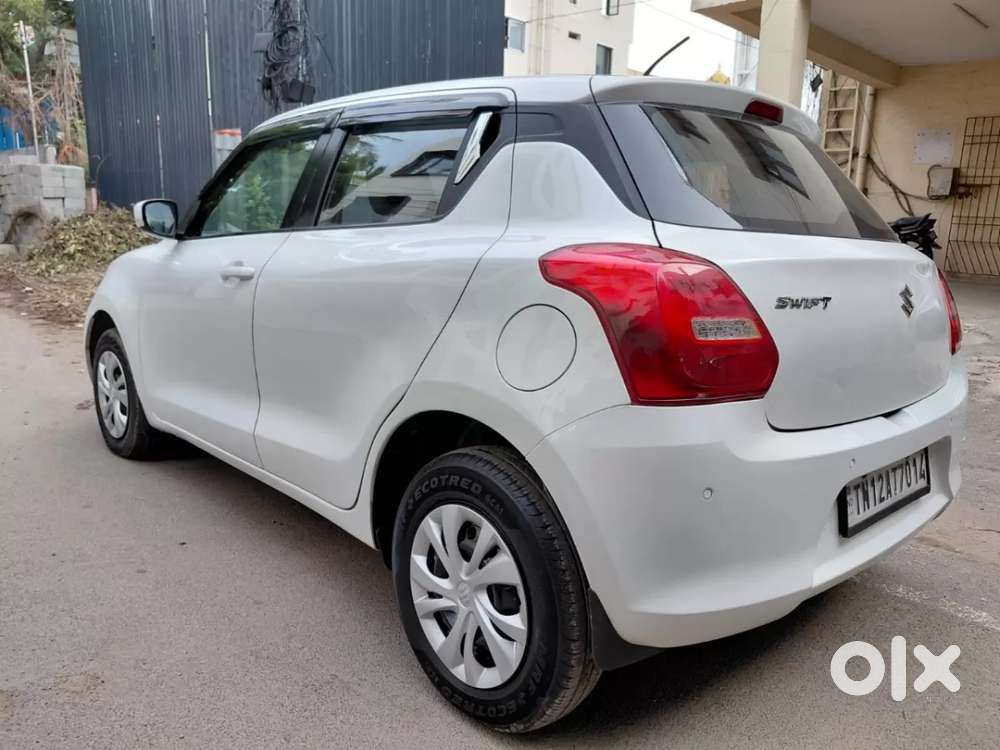 Maruti Suzuki Swift Vxi, 2022, Petrol