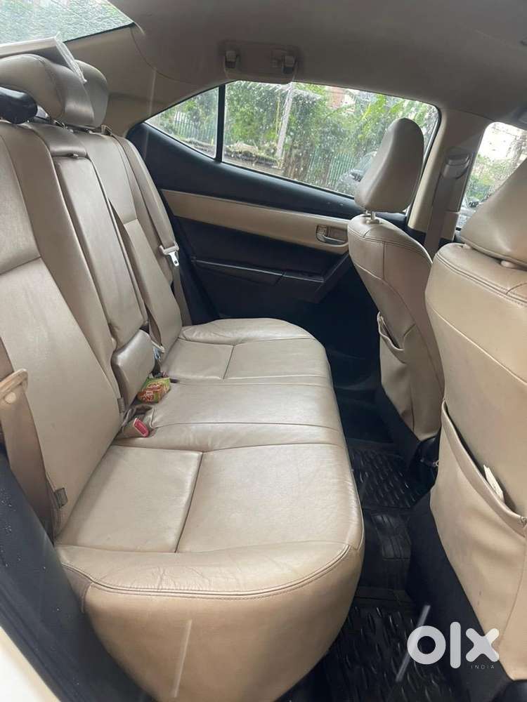Toyota Corolla Altis 2016 Petrol Well Maintained