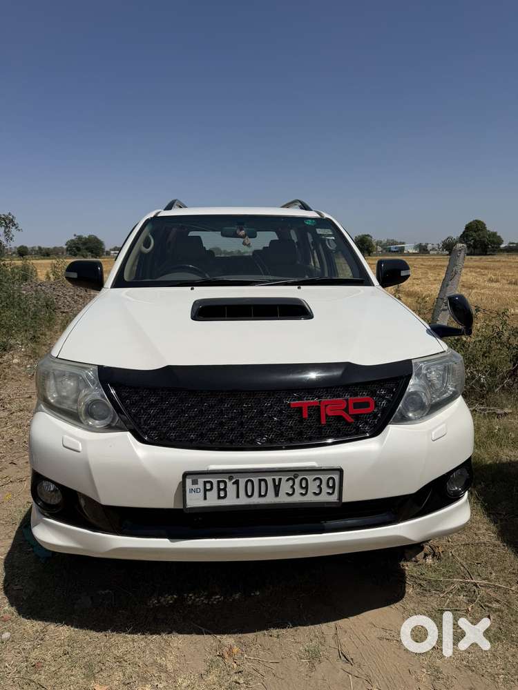 Toyota Fortuner 2011-2016 4x2 At, 2013, Diesel