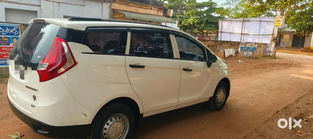 Mahindra Marazzo 2019 Diesel 125000 Km Driven