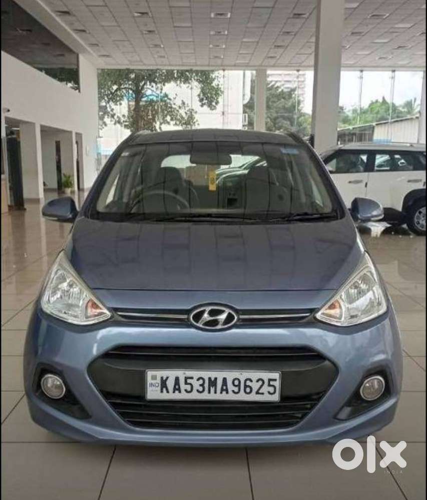 Hyundai Grand I10 Sportz, 2013, Petrol