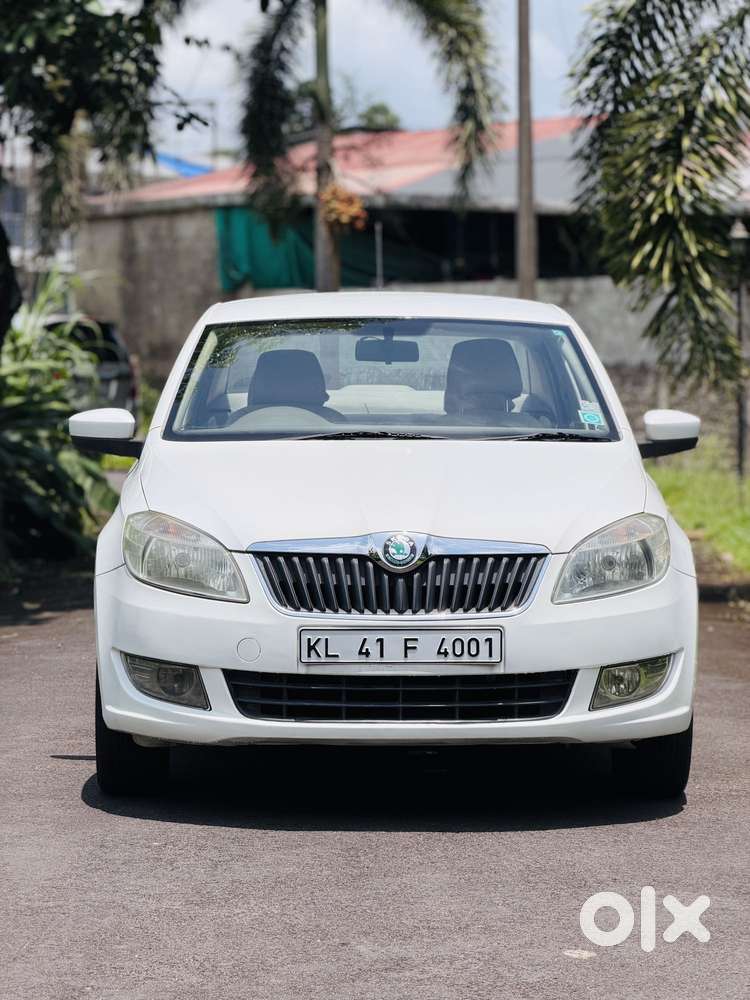 Skoda Rapid 1.6 Mpi At Ambition, 2012, Petrol