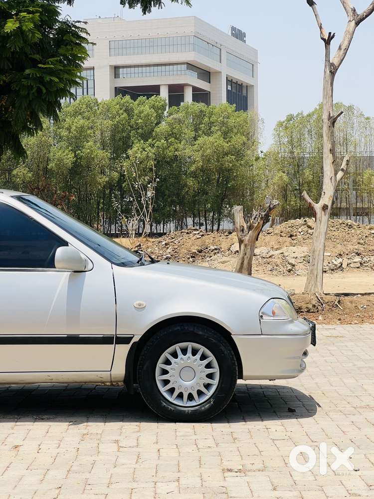 Maruti Suzuki Esteem Vxi, 2005, Petrol