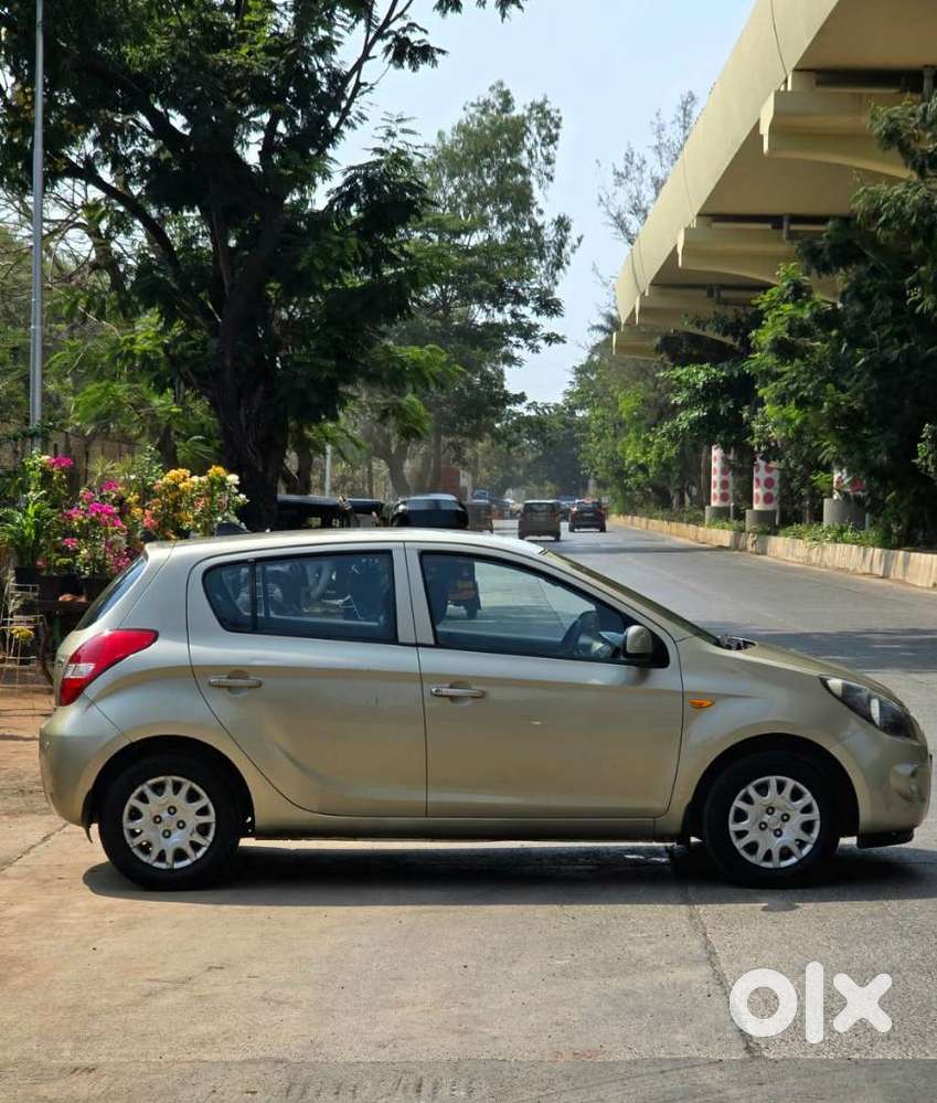 Hyundai I20 Magna 1.2 Mt, 2010, Petrol