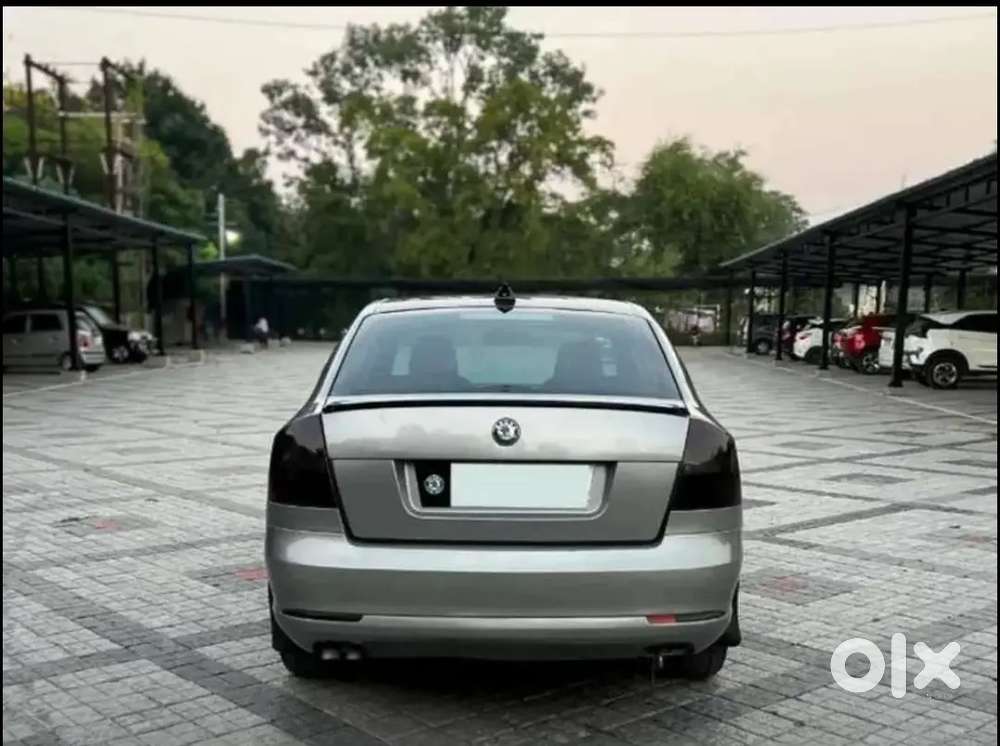 Skoda Laura 2010 Diesel 75000 Km Driven With Vip Number