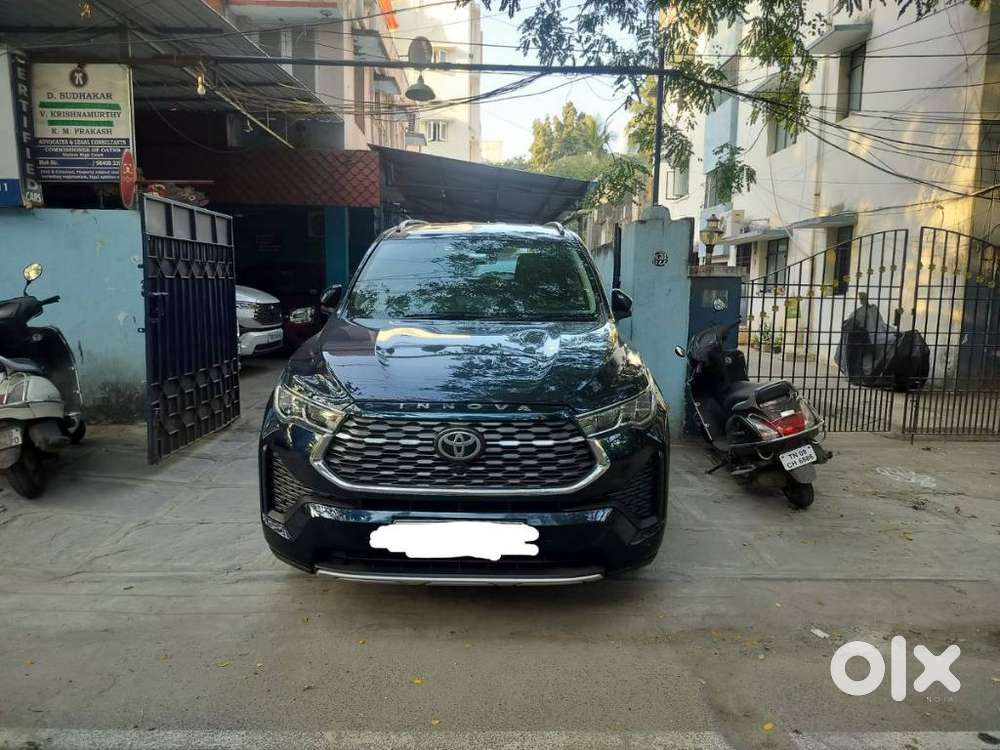 Toyota Innova Crysta