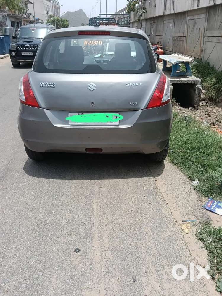 Maruti Suzuki Swift 2014 Petrol 70000 Km Driven