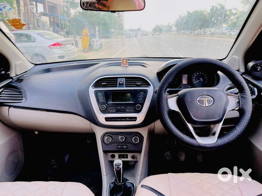 Tata Tiago, 2018, Petrol