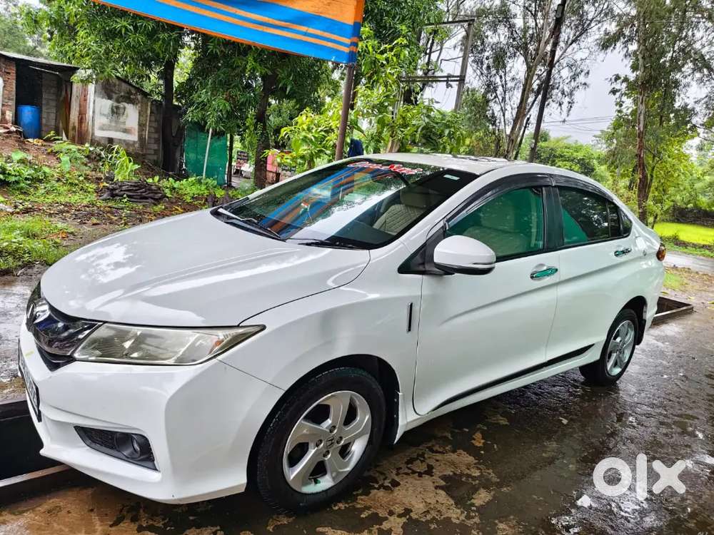Honda City Vx Mt 2015 Full Insurance Sunroof New Tyre