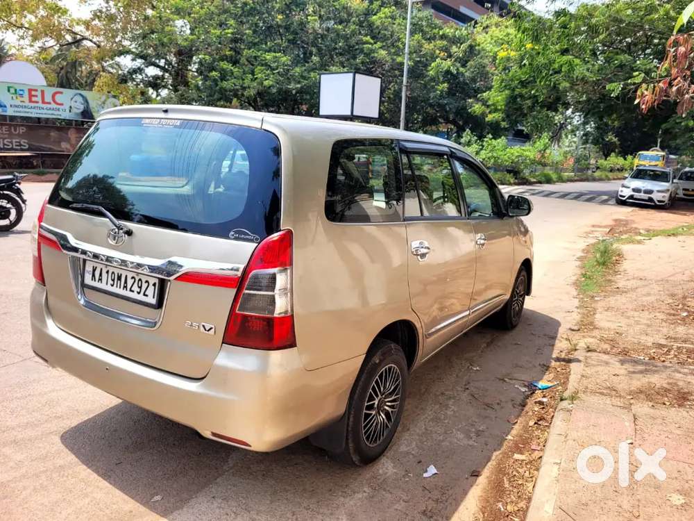 Toyota Innova 2009 Diesel Well Maintained