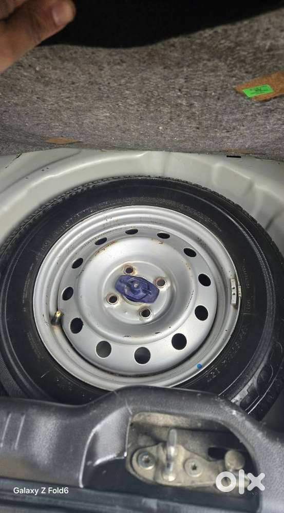 Maruti Suzuki Swift Lxi Optional-o, 2019, Petrol