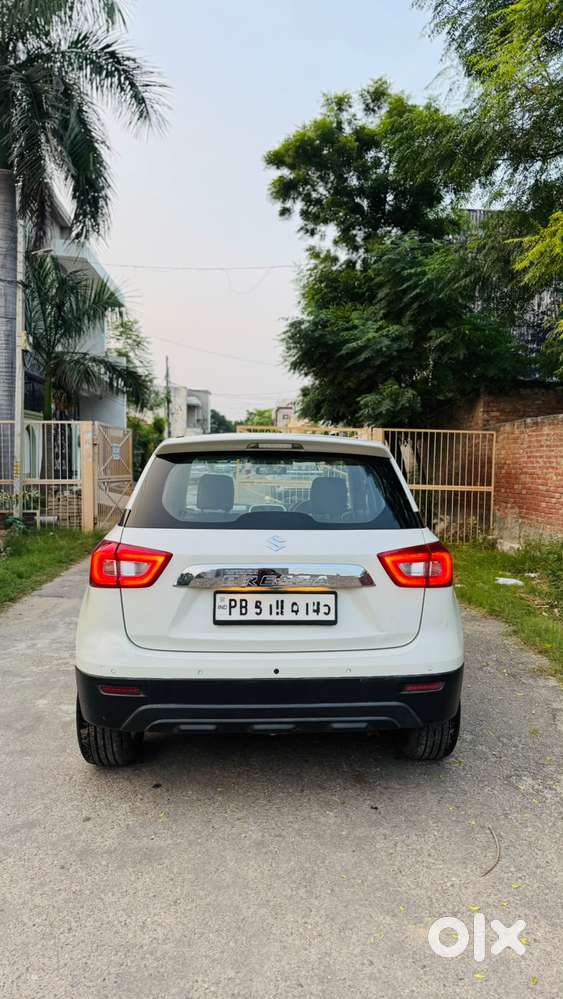 Maruti Suzuki Brezza 1.5 Lxi Smart Hybrid, 2020, Petrol