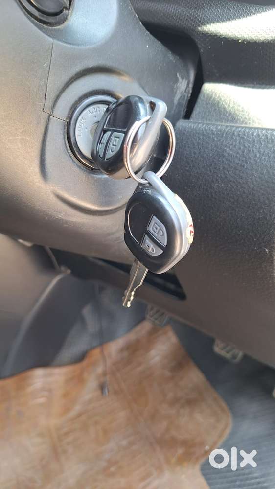 Maruti Suzuki Swift, 2012, Petrol