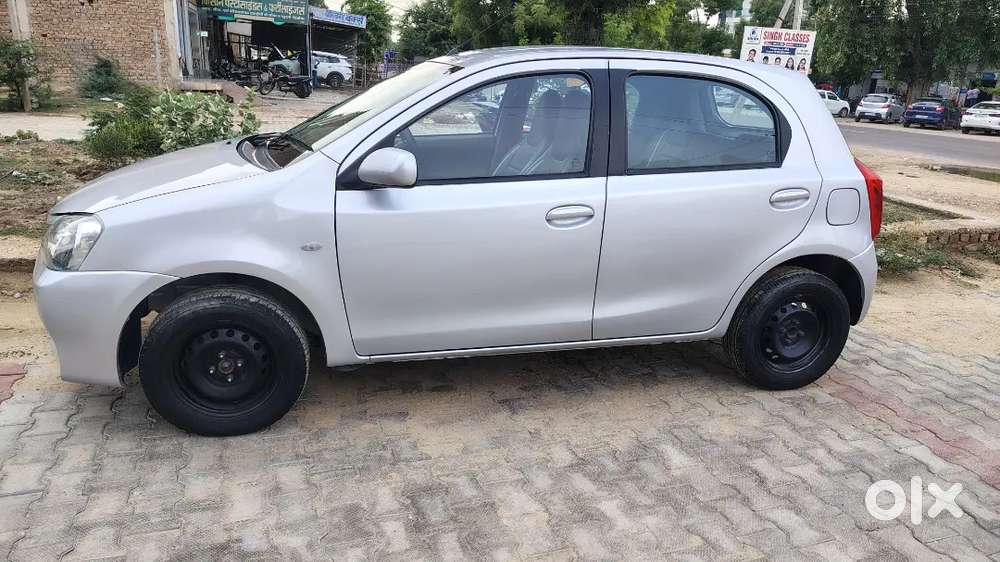 Toyota Etios Liva 2012 Car