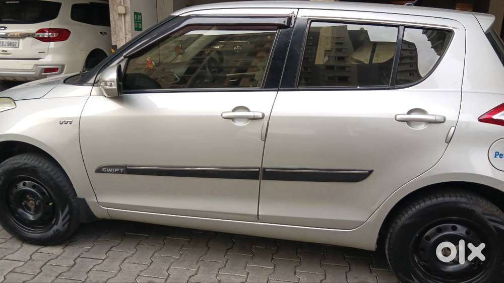 Swift Vxi Model Silver
