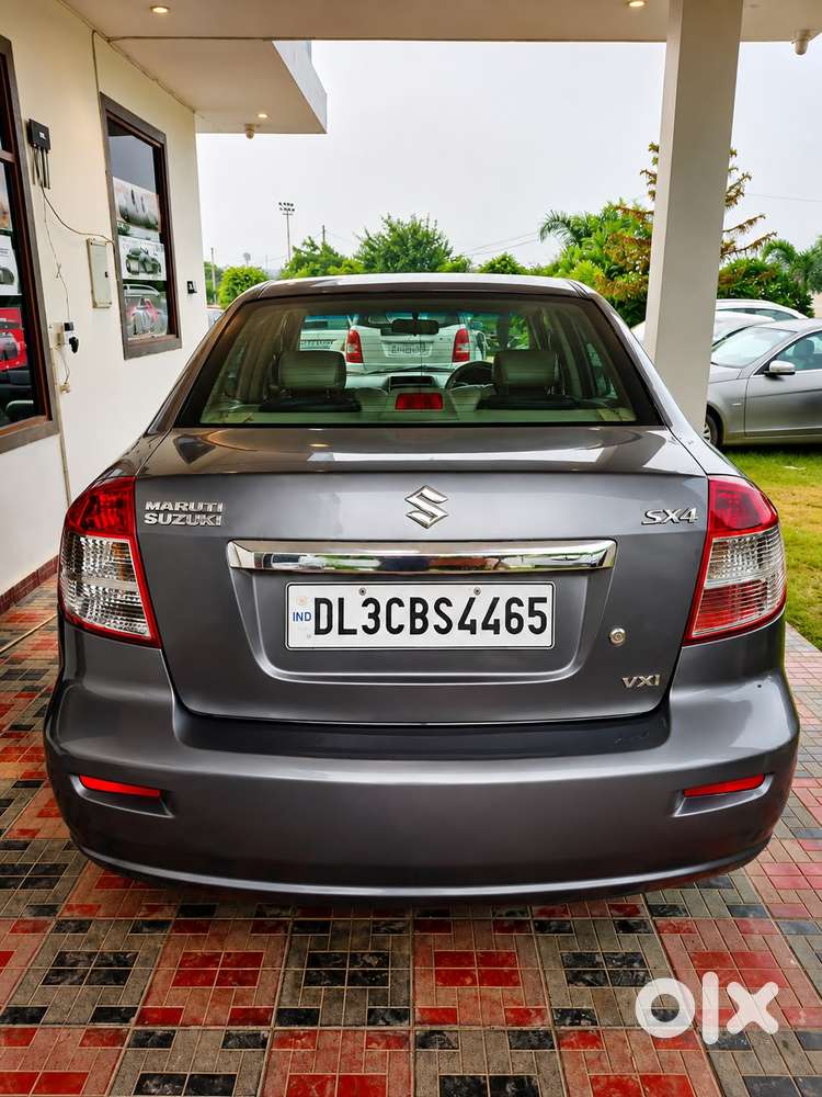 Maruti Suzuki Sx4 Vxi Bsiv, 2012, Petrol