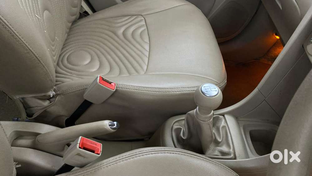 Maruti Suzuki Ertiga 2012-2015 Vxi Cng, 2015, Cng & Hybrids