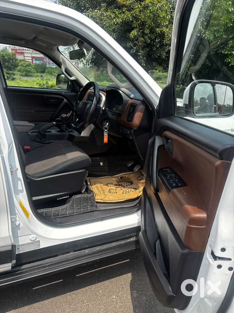 Mahindra Scorpio-n 2.2 Z2 Diesel Mt 7 Str, 2023, Diesel