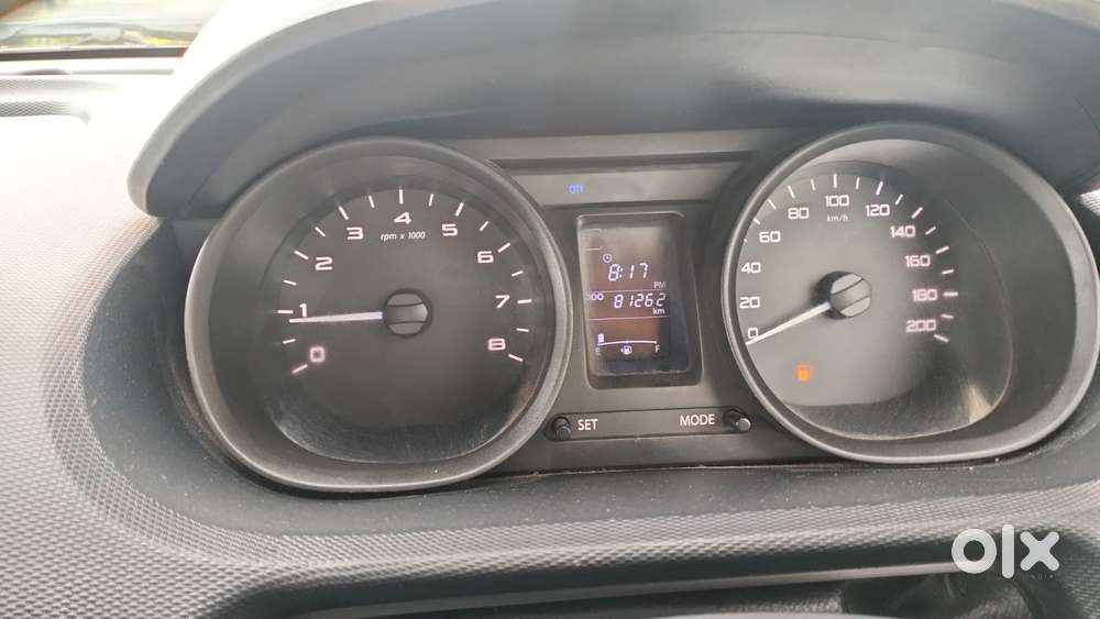 Tata Tiago 1.2 Revotron Xt (o), 2017, Petrol
