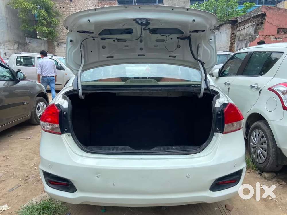 Maruti Suzuki Ciaz Vxi, 2015, Petrol