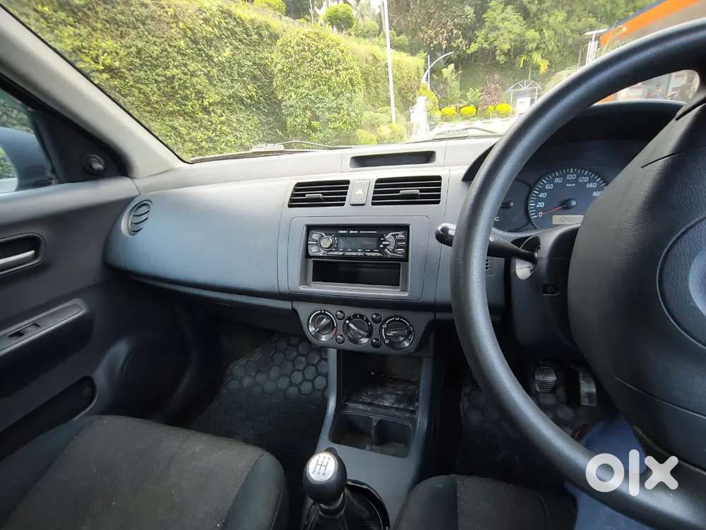 Maruti Suzuki Swift 2006 Petrol 97000 Km Driven