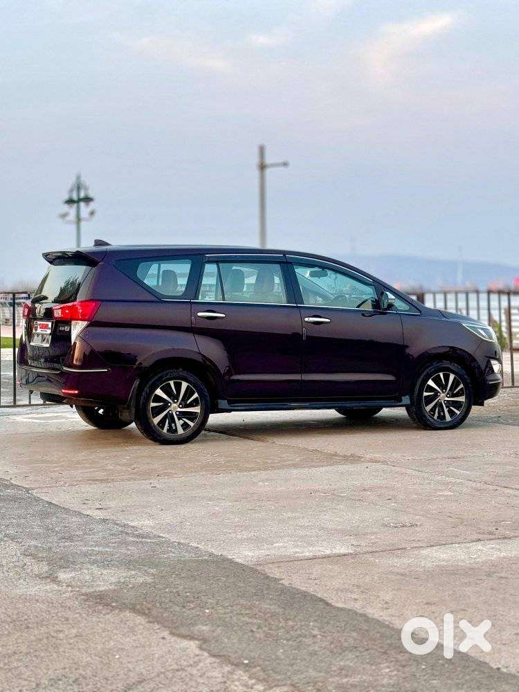 Toyota Innova Crysta 2.8 Z, 2018, Diesel