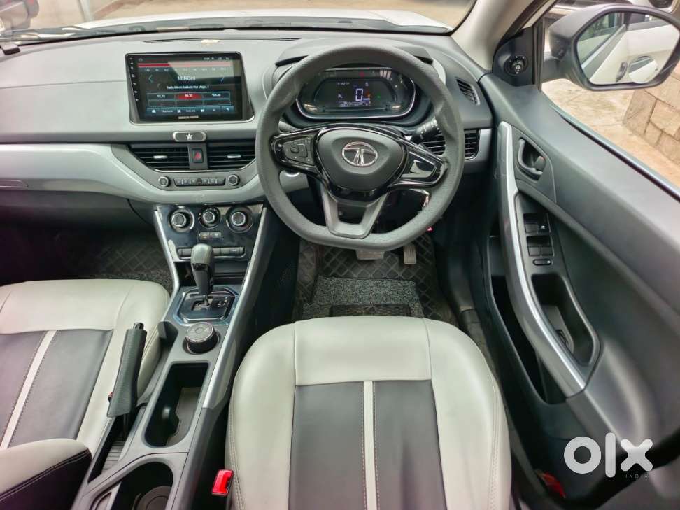 Tata Nexon 1.2 Revotron Xma Amt (s), 2020, Petrol